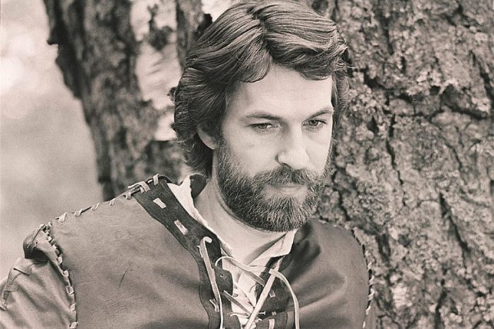 Неоконченный роман Бориса Хмельницкого и Ларисы Галактионовой Неоконченный роман Бориса Хмельницкого и Ларисы Галактионовой