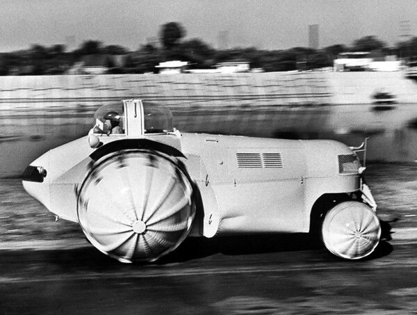 Страницы истории. Удивительный вездеход «Rhino» Страницы истории. Удивительный вездеход «Rhino»