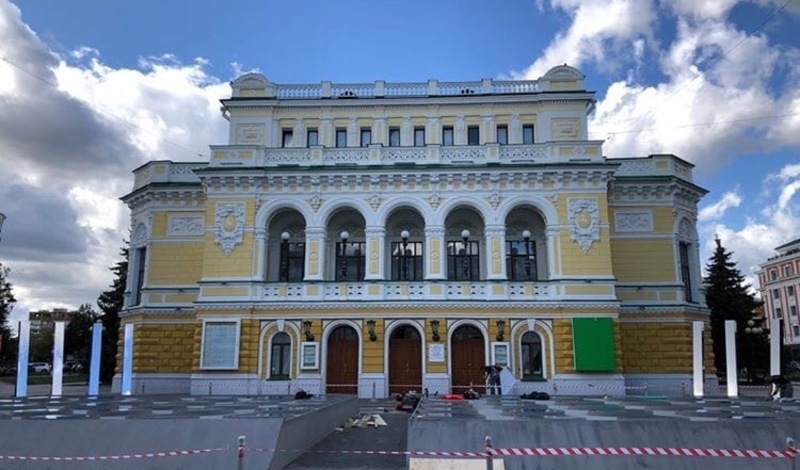 Нижегородцев пригласили сняться в фильме с Буруновым и Ароновой