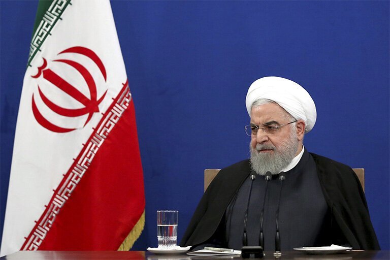 Президент Ирана издал указ о помощи пострадавшим от повышения цен на топливо
