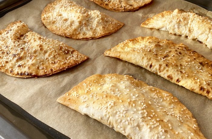 Как приготовить чебуреки без теста