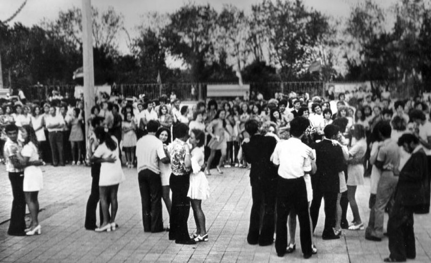 Танцы-обжиманцы: дискотеки СССР, как это было на самом деле СССР, Советские люди, дискотека, история, танцы, фото