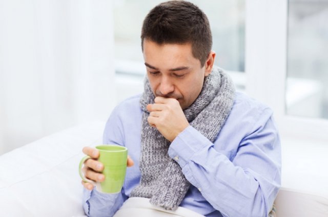Муколитики против отваров. Названы 6 неправильных способов лечить кашель препараты, Кашель, может, кашле, средств, особенно, можно, сухой, больше, лечить, причину, воздух, часто, вирусы, рефлекс, защитный, знать, к врачу, кашель, когда