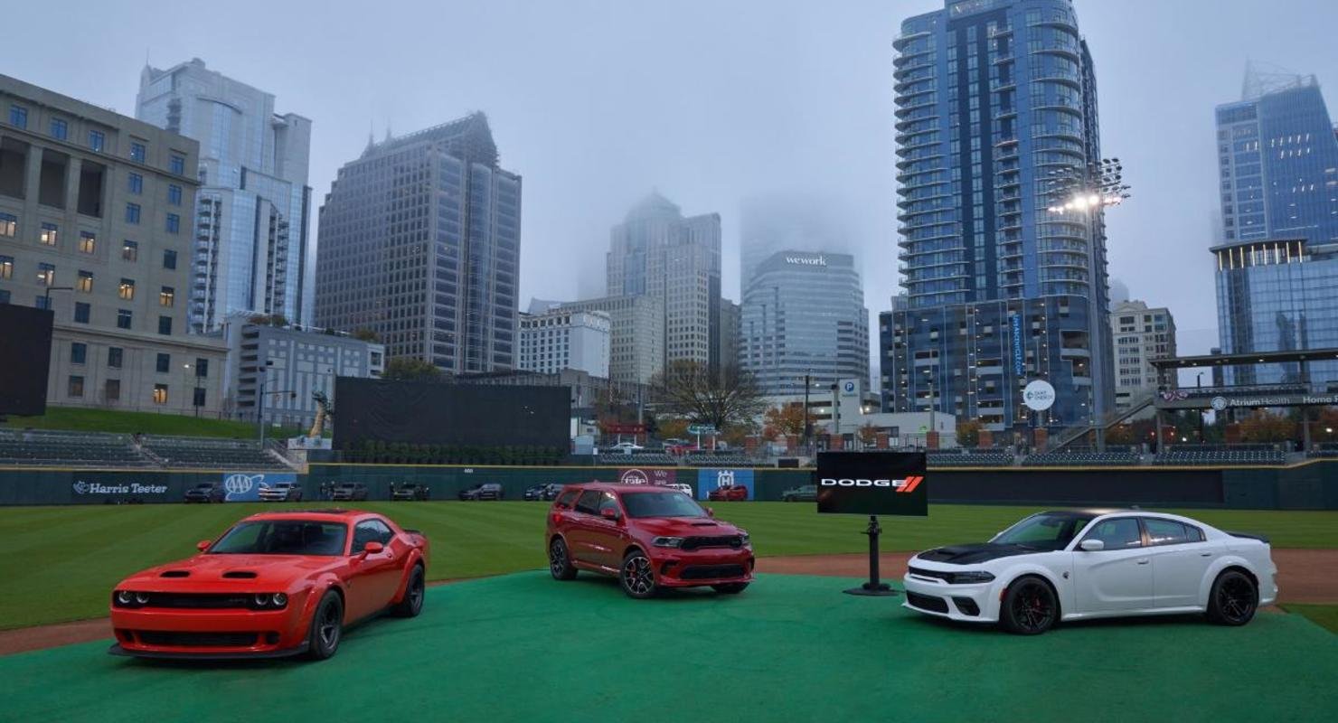 Компания Dodge 8 июля покажет тизер таинственного маслкара