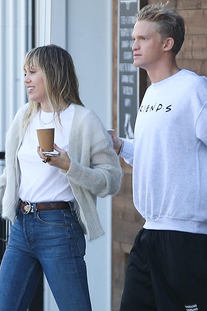 Майли Сайрус и Коди Симпсон на свидании в Лос-Анджелесе Звездные пары