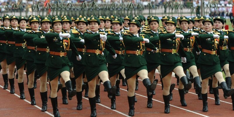 Украшение военных парадов Украшение военных парадов