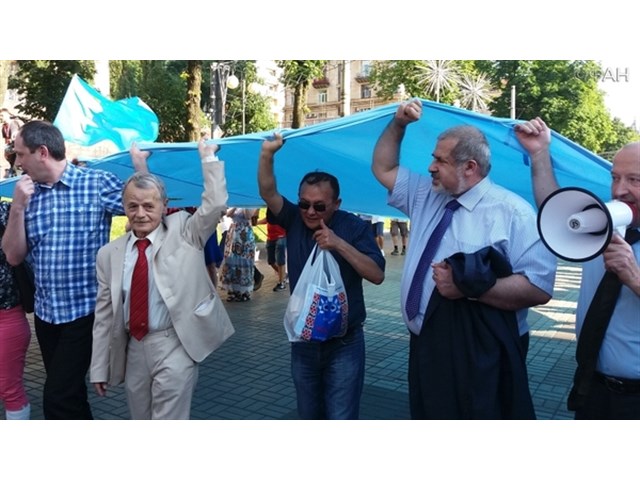 Антироссийский «Меджлис» был по иронии судьбы задавлен «жертвой агрессии Москвы» украина