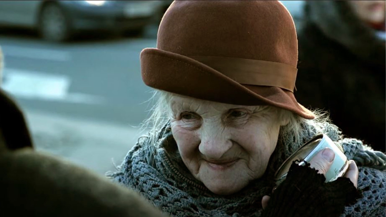 Внук 89-летней актрисы Доротенко выгнал ее из собственной квартиры