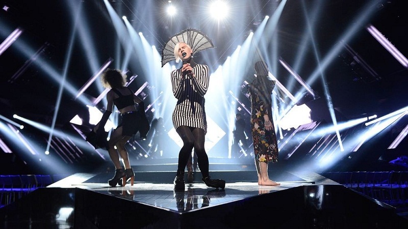 На Евровидение от Швеции поедет мужская группа на каблуках и в платьях
