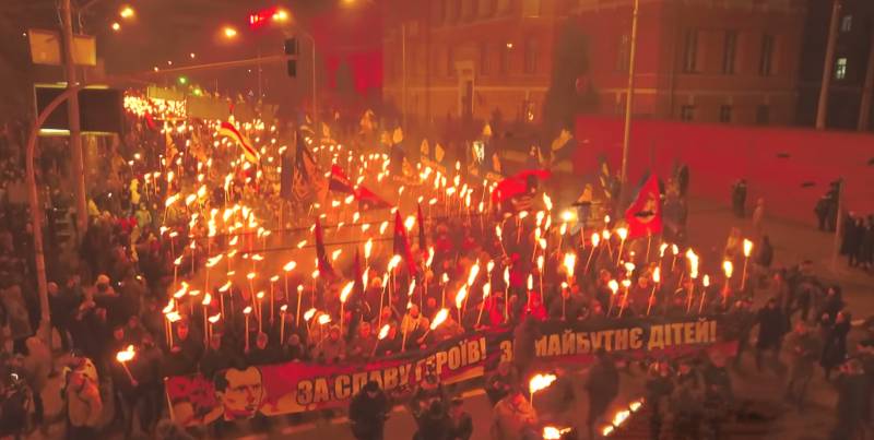 Зачем создали «украинский рейх»