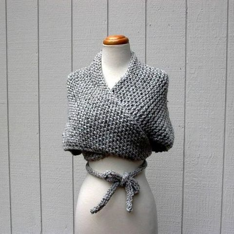 Простой и стильный аксессуар, который вяжется легко и просто. Может кто-то воспользуется идеей. handmake,вязание,одежда