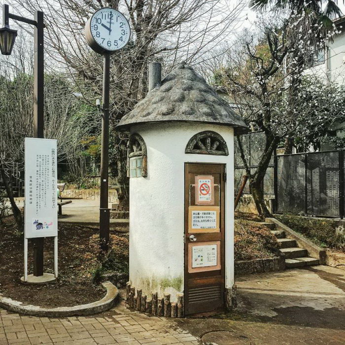 Японские туалеты в фотографиях H.Nakamura города