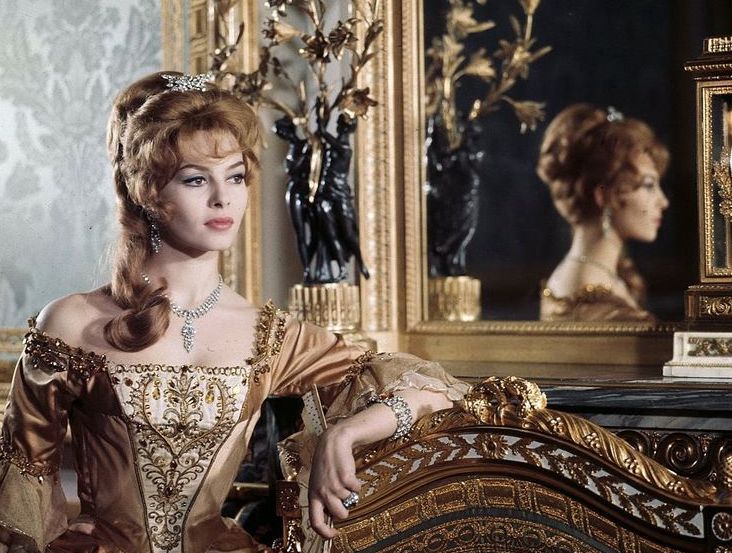 Мишель Мерсье и проклятие графини де Пейрак Мишель Мерсье и проклятие графини де Пейрак актриса