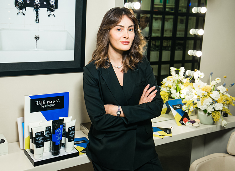 Светлана Бондарчук, Елена Кулецкая и другие звезды на презентации Hair Rituel by Sisley Sisley, Rituel, процедуру, волос, презентации, другие, Бондарчук, красоте, ухода, Эксперты, рассказали, особенностях, домашнего, секретами, познакомились, гостьи, возможно, сияние, локонам, здоровое
