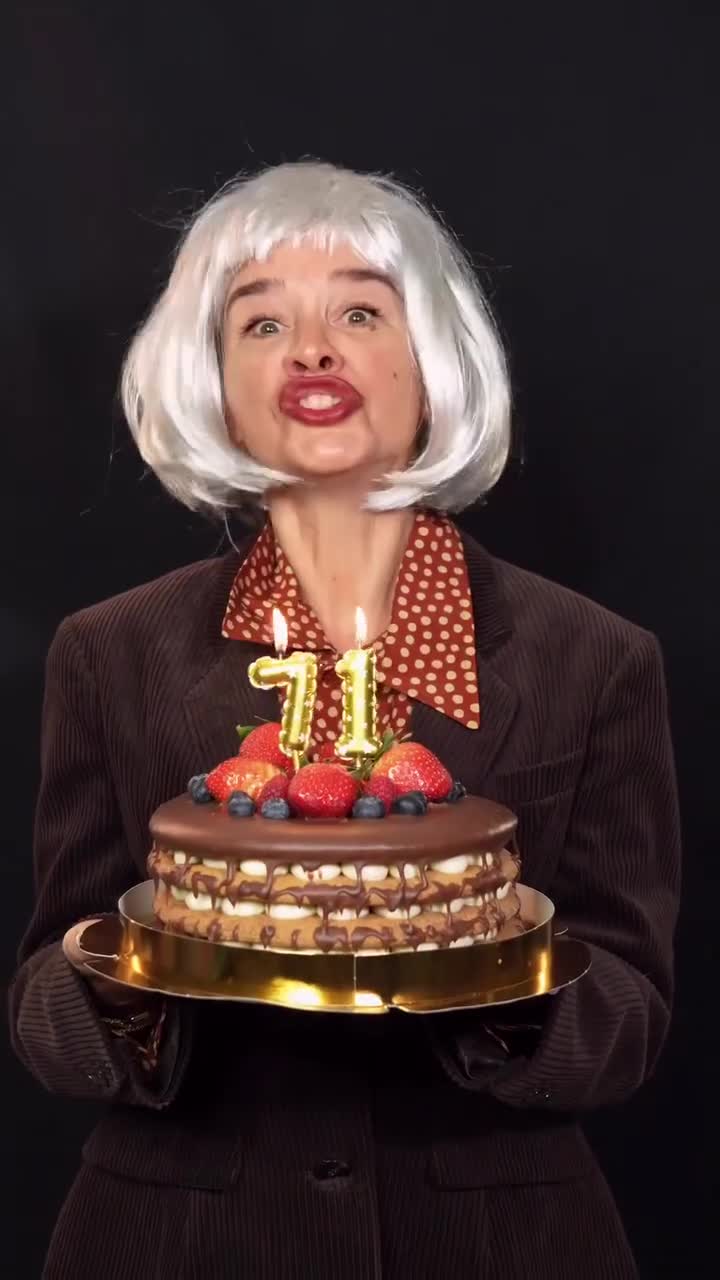 Ксения Бородина празднует