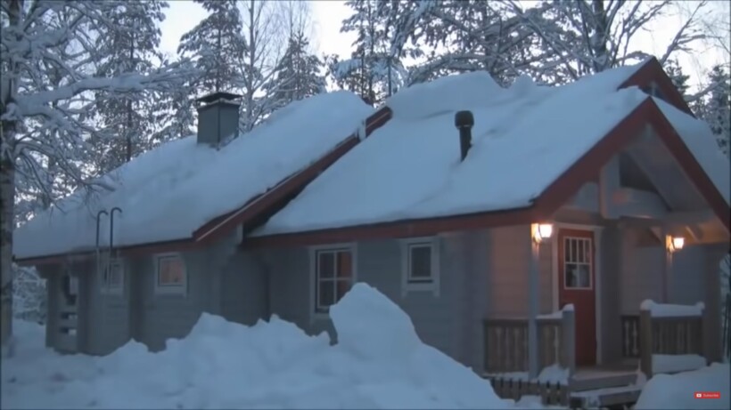 Видео: Как убрать весь снег с крыши с помощью веревки снега, чтобы, крыши, лопатой, видеоролика, самый, вокруг, убрать, поэтому, концы, иногда, погода, выдалась, большой, печкой, посередине, регионе, снято, видео, понастоящему