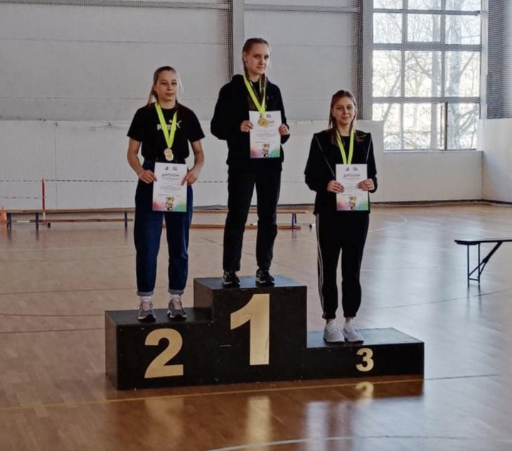 Юные легкоатлеты из Андреаполя стали победителями на областных соревнованиях