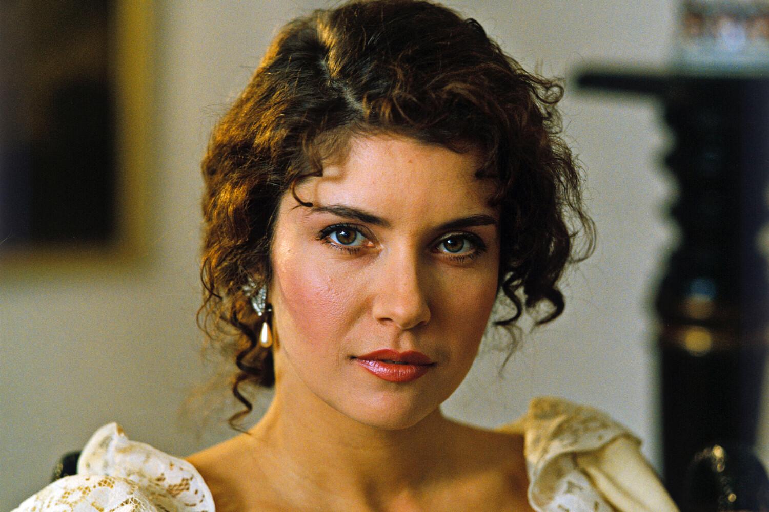 Забеременела в 17 лет от дворника: что известно о единственном сыне актрисы Веры Сотниковой Сотникова, актриса, деньги, Сотниковой, только, актрисы, сыном, Франции, Также, часто, исполнилось, Юрием, Никольским, общежитии, большая, известно, несколько, Только, больше, работает