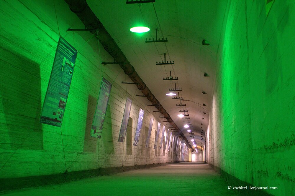 Секретное метро для подводных лодок в Крыму Секретное метро для подводных лодок в Крыму Балаклава