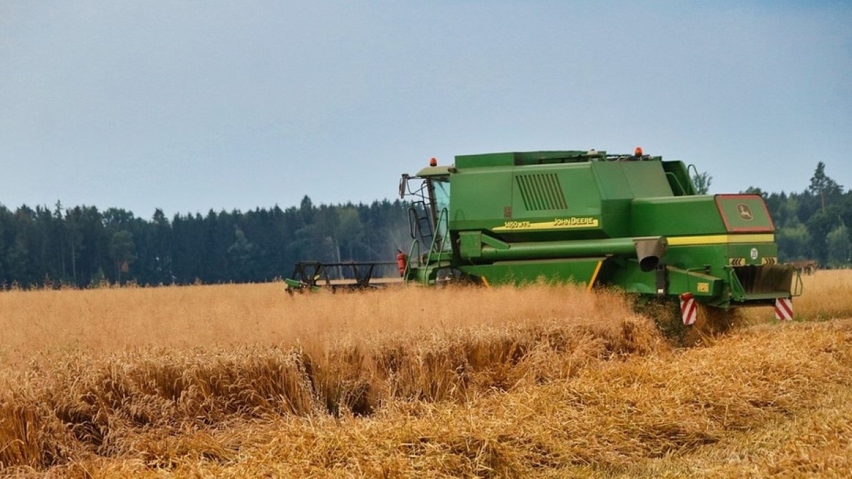 Блогер из США сравнил русских и американских фермеров