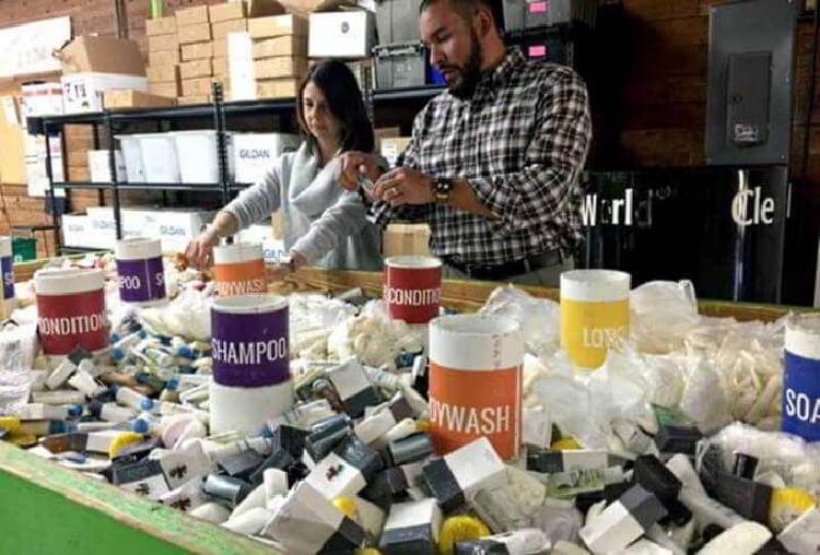 А вы знали, как поступают с остатками мыла в отелях? А вы знали, как поступают с остатками мыла в отелях?