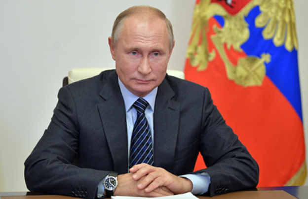 Путин попросил игнорировать курс рубля
