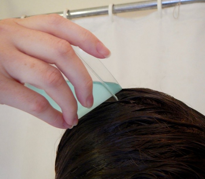 Не только свежее дыхание: 13 скрытых возможностей ополаскивателя для рта Не только свежее дыхание: 13 скрытых возможностей ополаскивателя для рта домашний очаг