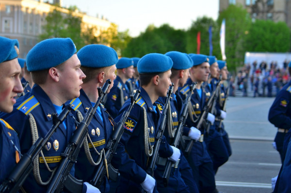 В НАТО заявили о том, что РФ не спешит отводить войска от границы с Украиной