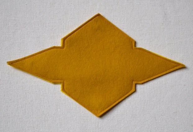10-felt-elec-cases-sew-425