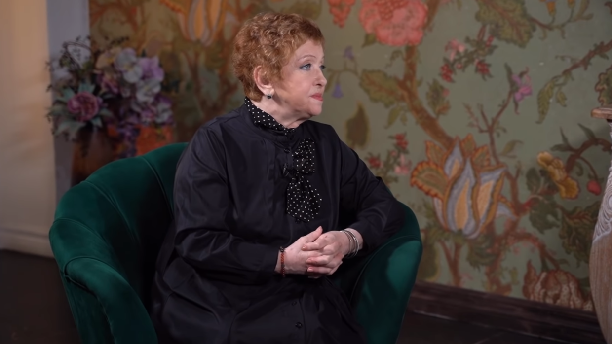 Звезда «Папиных дочек» стала мамой для киргизской девочки, попавшей в беду Звезда «Папиных дочек» стала мамой для киргизской девочки, попавшей в беду Шоу-бизнес