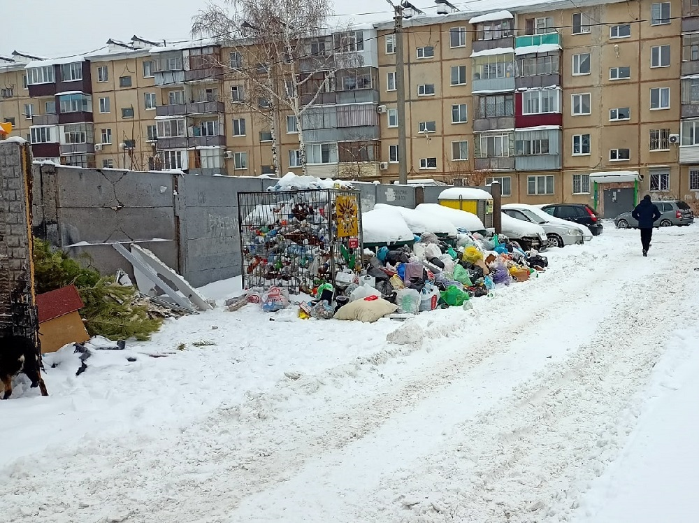 Главная новогодняя скрепа России кировчанин, Оренбург, мусор, мусора, операторов, России, Главная, говне, Фото Евгений, мусоровоз, потому, контейнерных, площадок, реформы, Россия, каникулы, прессслужбе, Оказывается, просто, вместе