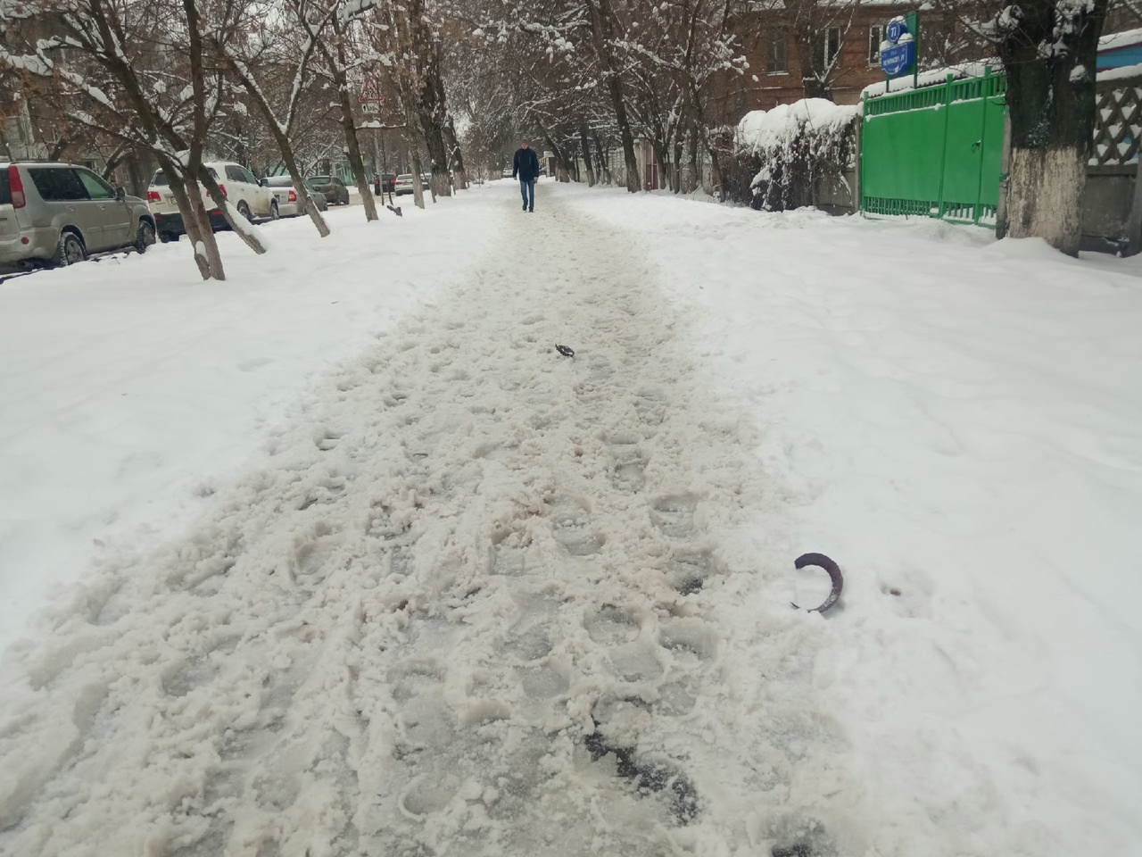 Снег на улице