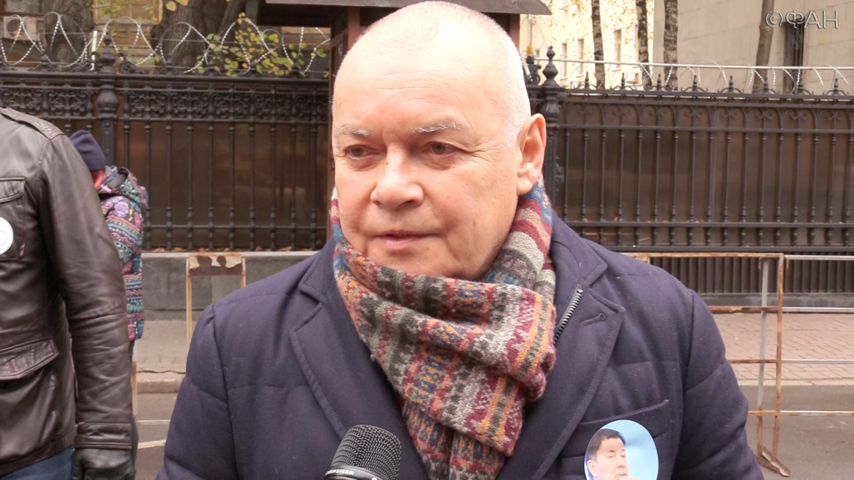 Киселев объяснил демонстрацию враждебности Украины по отношению к России