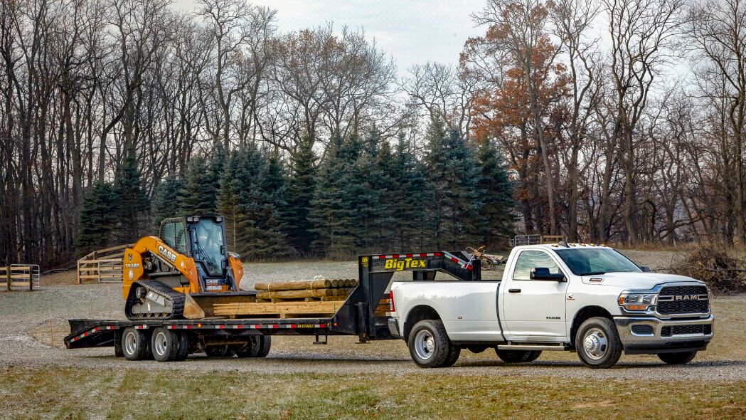 Новый грузовой пикап Dodge Ram 3500HD - с максимальным крутящим моментом 1354 Нм. Dodge