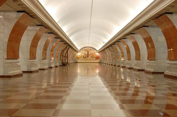 Дептранс предупредил москвичей об изменениях в работе метро 7 мая
