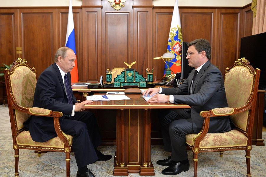 Президент Путин и министр энергетики Новак, 25.07.16.png
