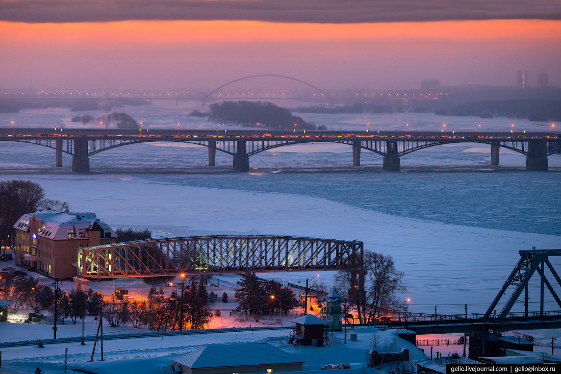 Зимний новосибирск фото. Зимний Новосибирск 2019. Новосибирск мост зимний 2021. Новосибирский метромост 2020. Новосибирск мост зима.