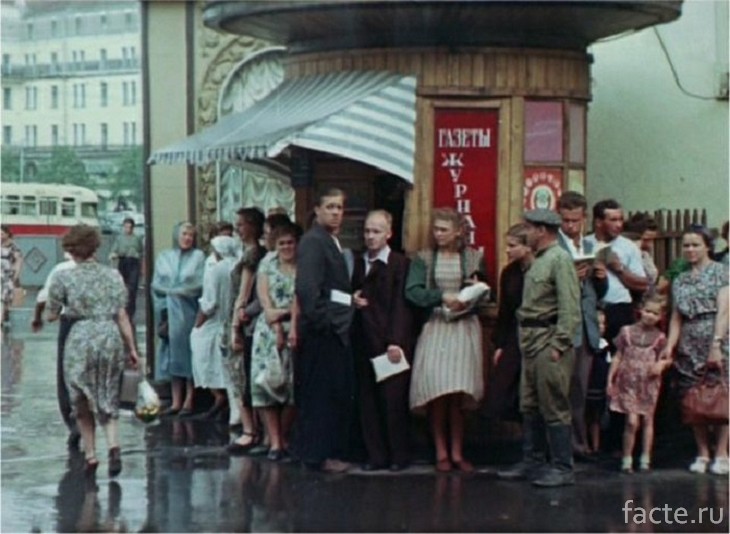 Советские люди на фотографиях 50-х годов НОСТАЛЬГИЯ,СОВЕТСКИЙ ПЕРИОД,СОВЕТСКИЙ СОЮЗ,СОЦИАЛИЗМ,СССР,ХРУЩЕВ
