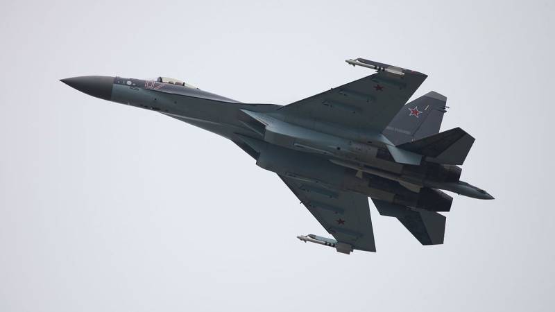 Истребители ВКС России Су-35С приступили к перебазированию в Белоруссию