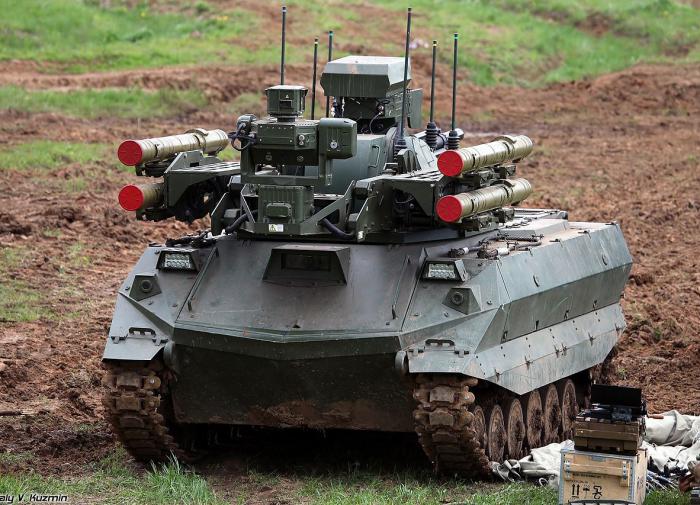 Российские боевые роботы "Курьеры" отправляются денацифицировать Украину 