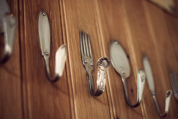 В хозяйстве сгодится всё: декор из старой посуды В хозяйстве сгодится всё: декор из старой посуды домашний очаг,поделки,рукоделие,своими руками,умелые руки