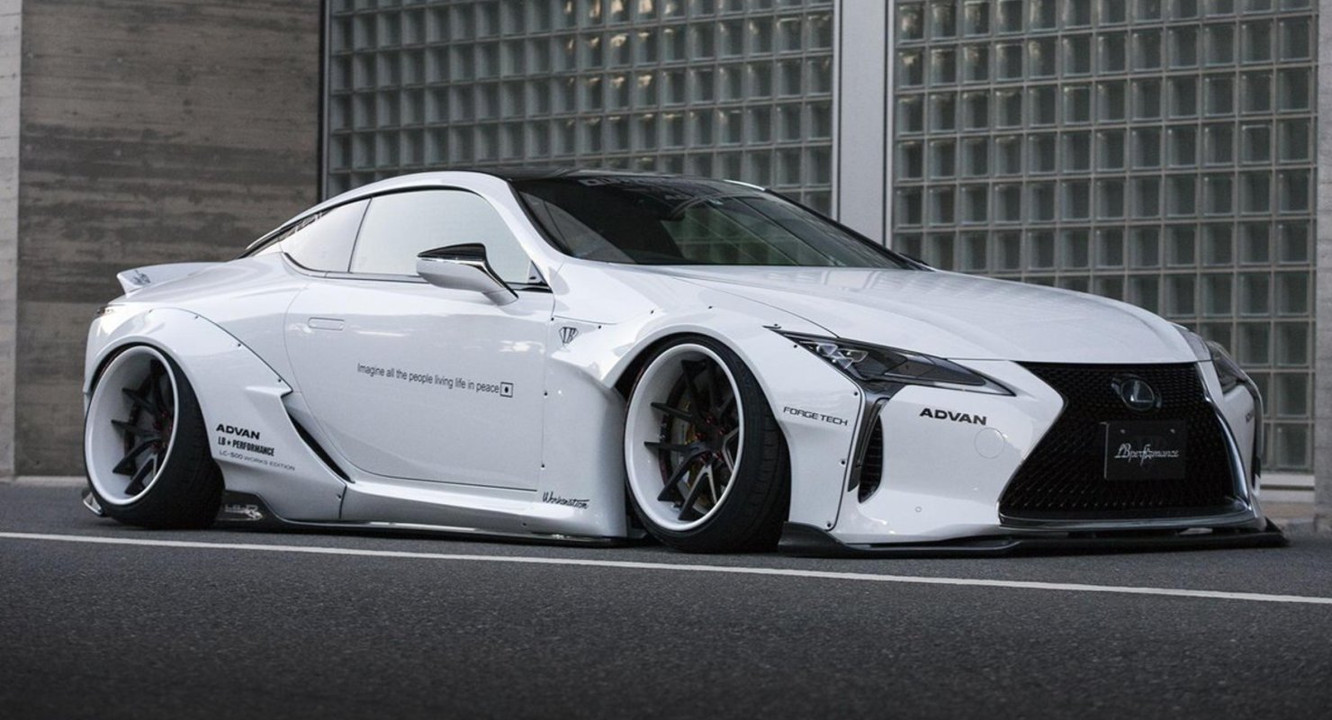 Художник Prior Design представил рендер на модификацию Lexus LFA