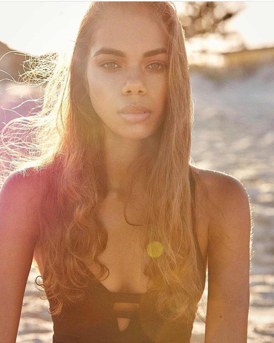 Коктейль из смешанных кровей: 15 чертовски красивых девушек-метисок 