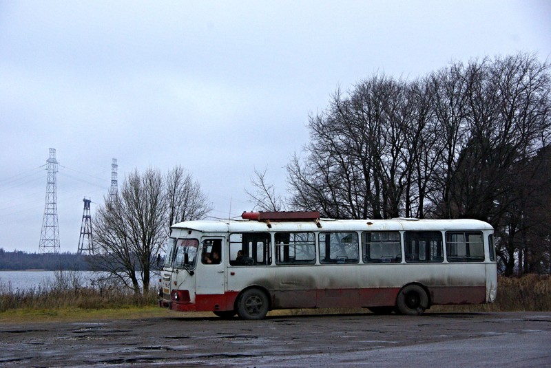 Ода автобусу ЛиАЗ-677 410, ЛиАЗ 677, автобус, окраины, транспорт, эстетика