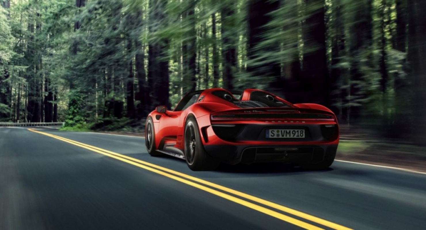 Обернулся на Реплику: спортивные авто и класс GT & Touring