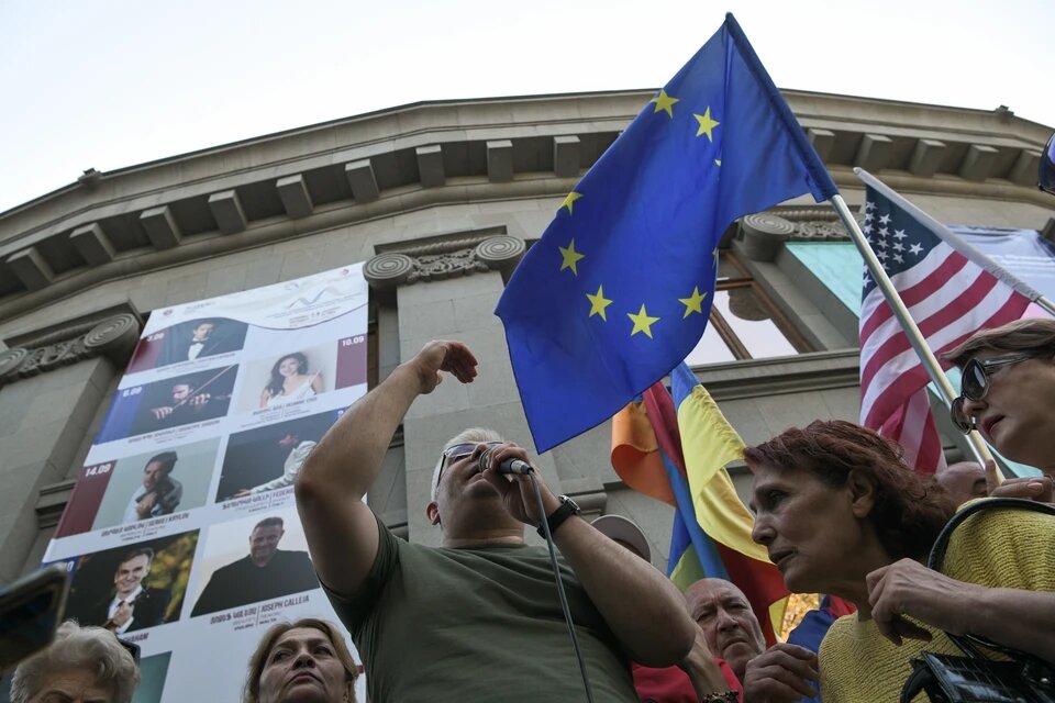 Нэнси Пелоси в Армении