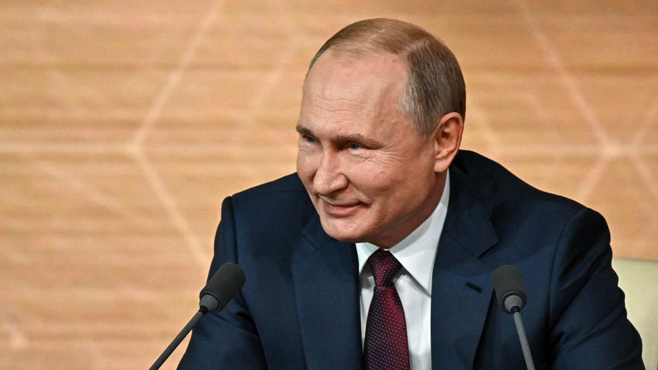 Путин поприветствовал участников Всероссийского фестиваля Ночной хоккейной лиги Спорт