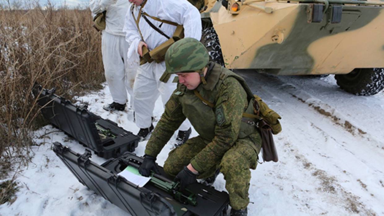 Военные инженеры ВВО уничтожили отряд диверсантов условного противника на Сахалине