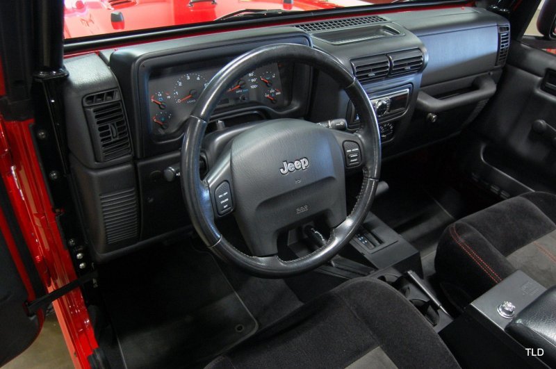 Сердце гадюки в теле ковбоя: необычный гибрид Jeep и Dodge dodge, jeep, авто, автомобили, внедорожник, джип, свап, тюнинг