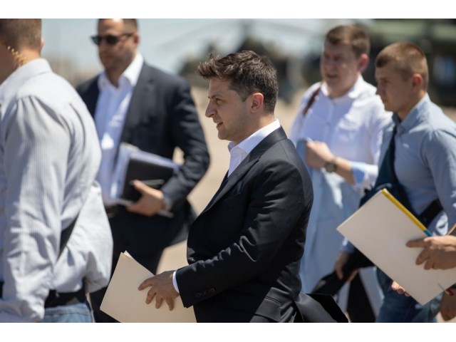 Владимир Третий, ЗЕ и слуги украина